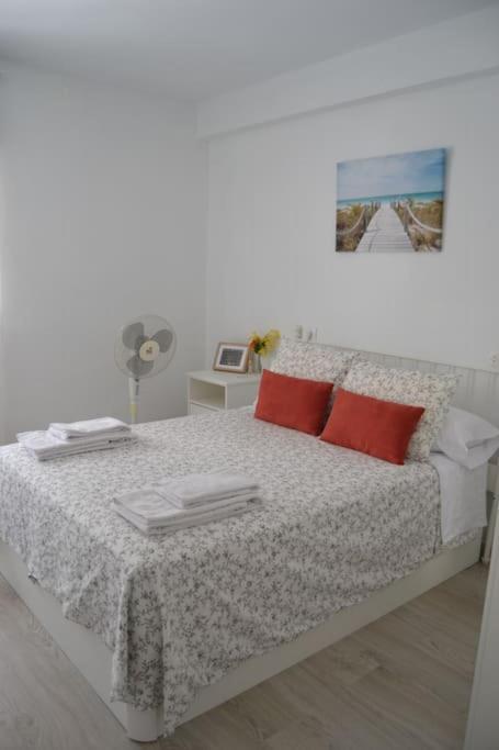 Cozy And Well Connected Apartment Sevilla Exterior foto